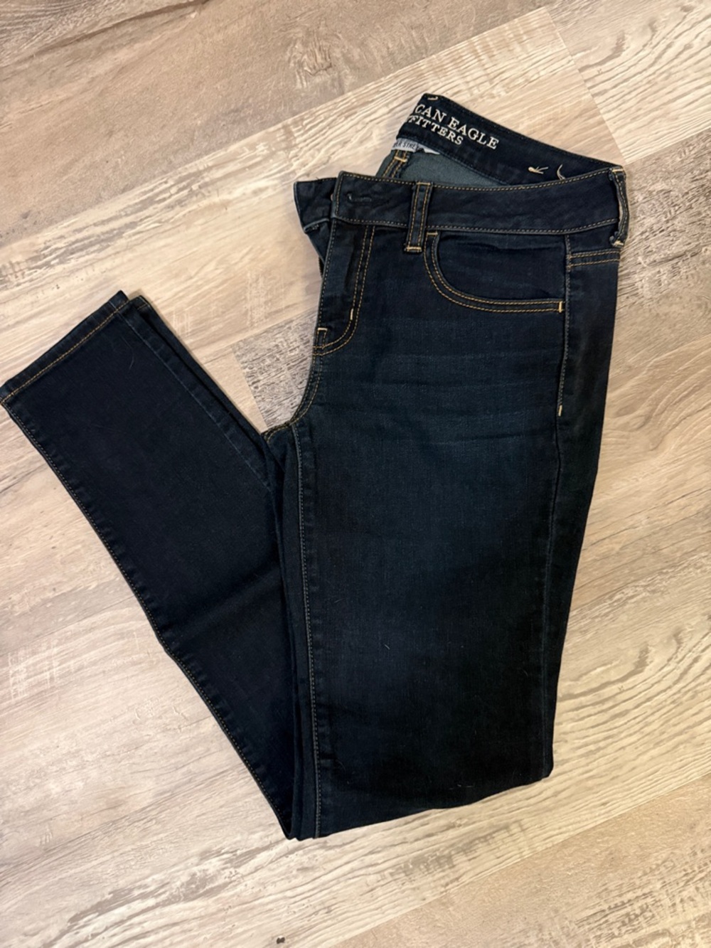 American Eagle Outfitters Women's Dark Indigo Skinny Jeans